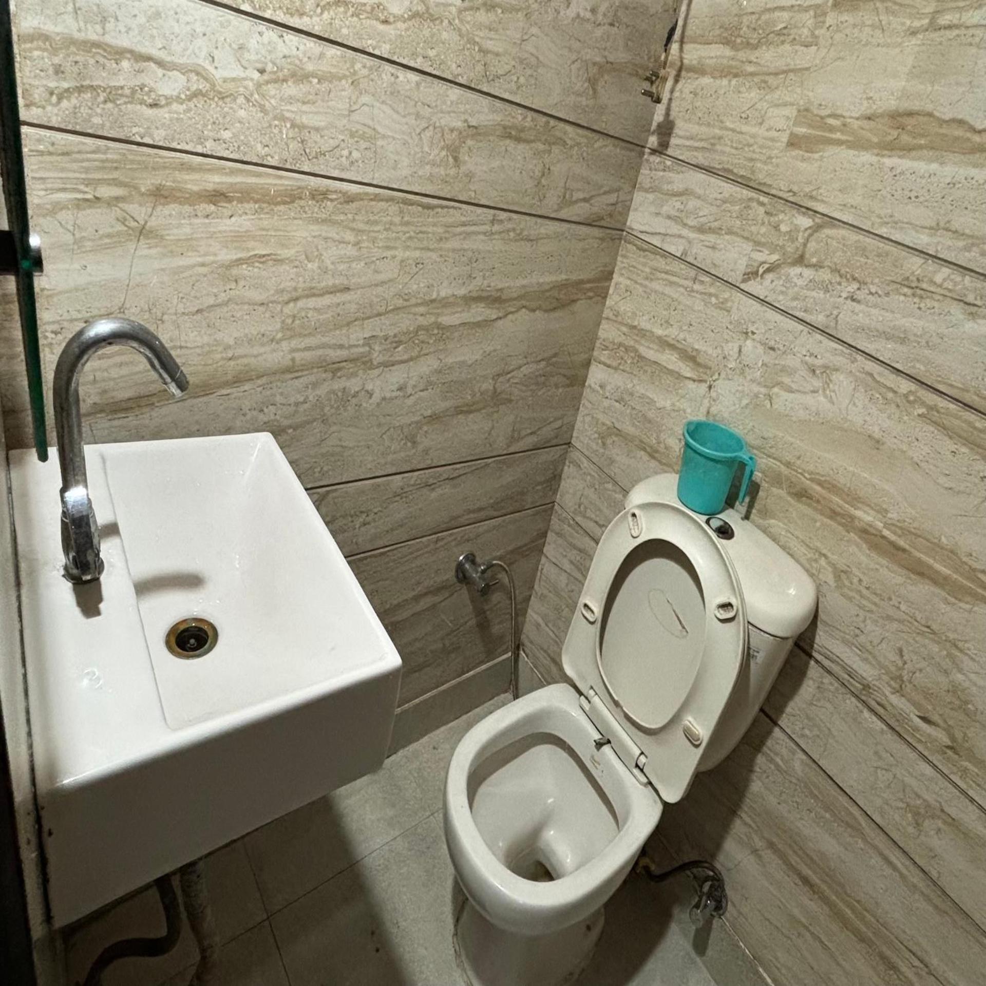 Hotel Pk International Near By New Delhi Station I Couple Friendly Quarto foto